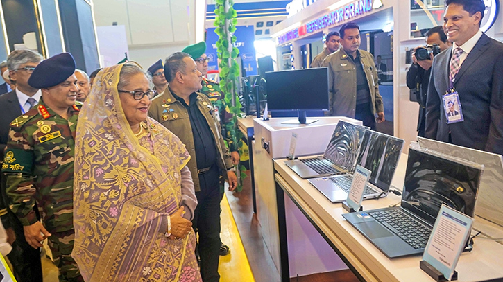 PM visits Walton Mega Stall at Dhaka Int’l Trade Fair-24