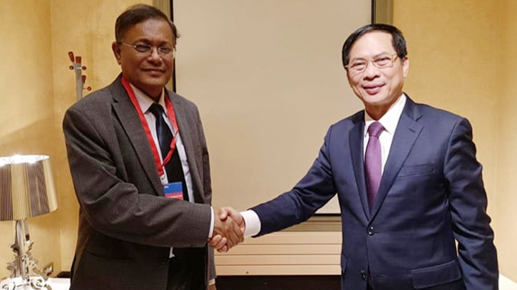 Hasan Mahmud meets with foreign ministers of four countries in Brussels