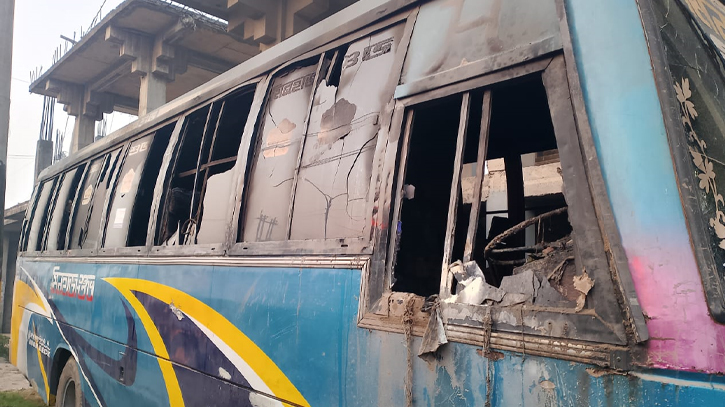 Bus set on fire in Gazipur amidst blockade