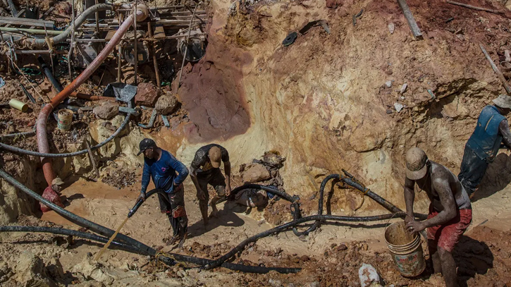 At least 16 dead in Venezuela illegal mine collapse