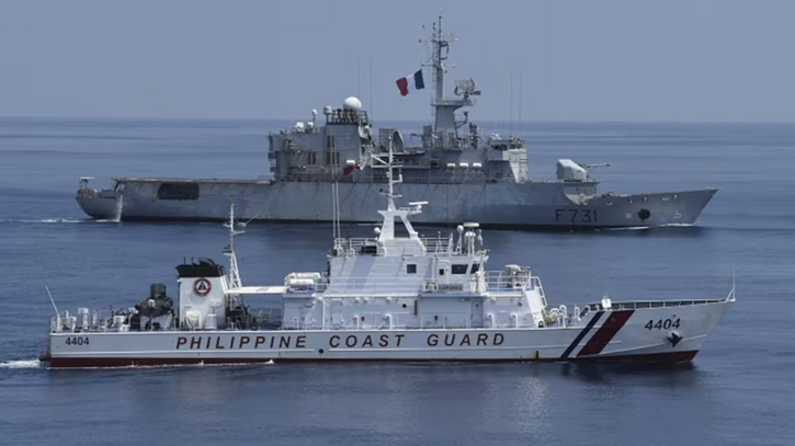 France urges Beijing to help avert crisis in S China Sea