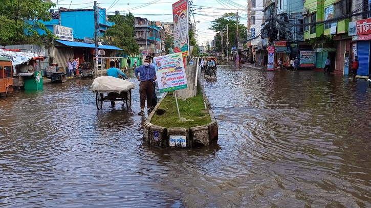 Launch movement resumes in Barishal