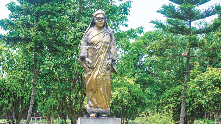 Begum Rokeya’s role in women emancipation