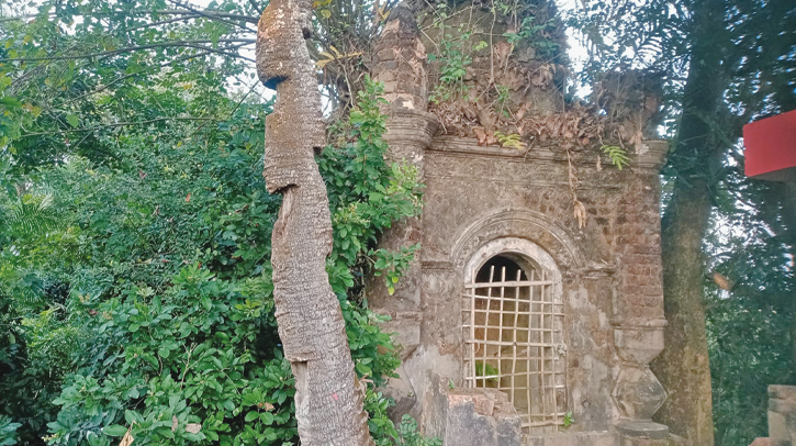 Century-old temple lies in the dust in Hathazari