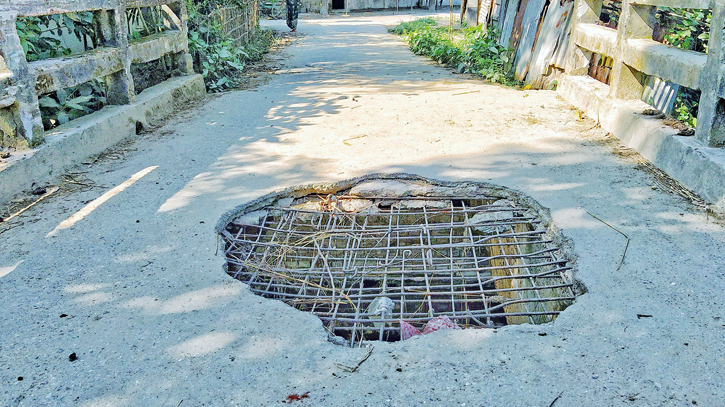 Perilous bridges pose daily threat to thousands