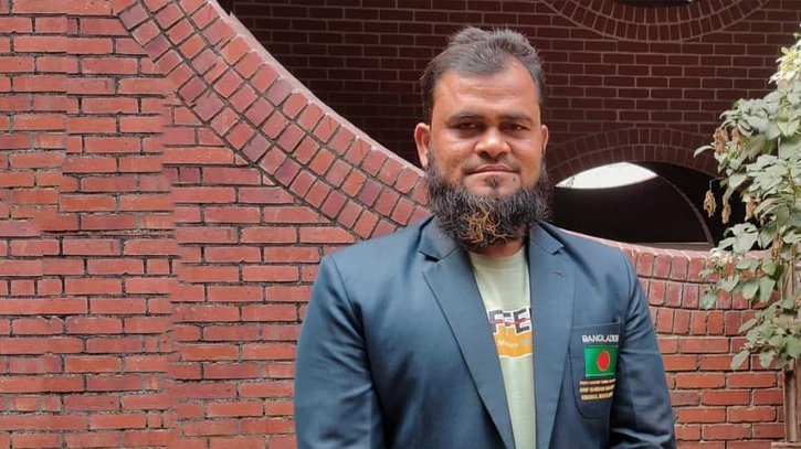 Abu Hanif becomes new Director of Physical Education Department at PSTU