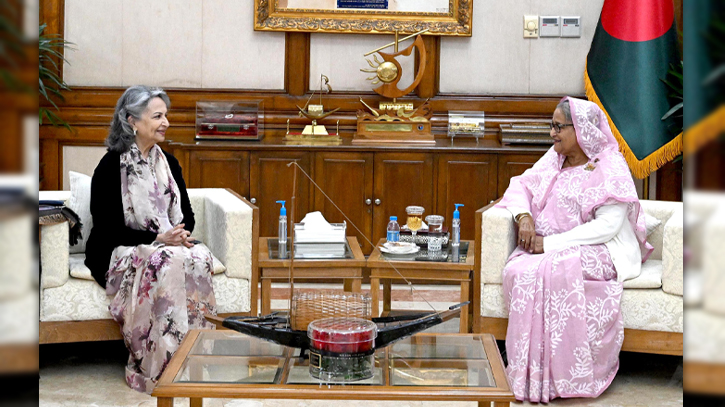 Eminent actress Sharmila Tagore meets PM