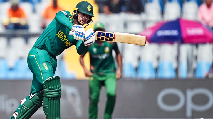 De Kock hits 20th ODI century, his 3rd in World Cup