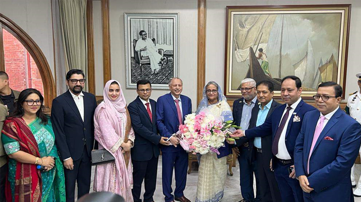 FBCCI Leaders congratulates PM for winning National Election