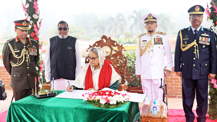 PM vows Bangladesh’s continued journey towards prosperity