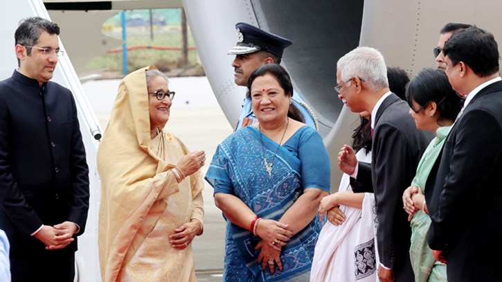 PM Hasina gets red carpet welcome on arrival in New Delhi