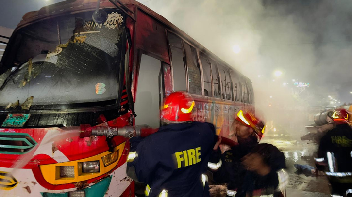 Five buses set on fire in Dhaka