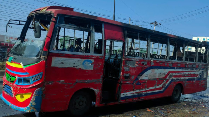 Bus set on fire in Gazipur