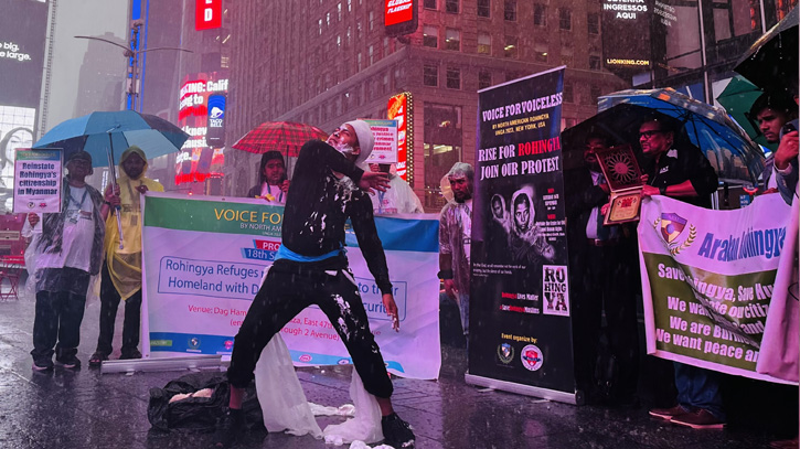 Tanvir Shake performed in the lights of Times Square, NY