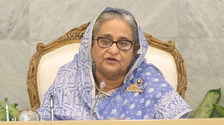 Ensure stricter vigilance to control price, extortion: PM