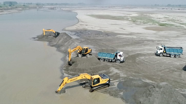 Sand lifting from rivers at night to be banned: State Minister