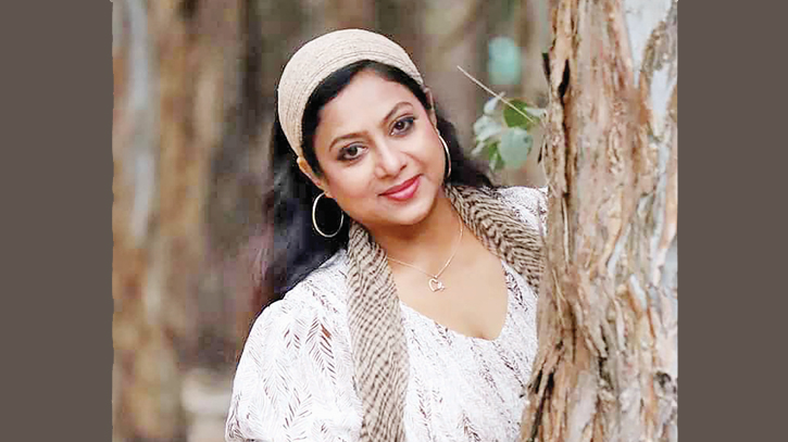 Shabnur completes 30 years in acting