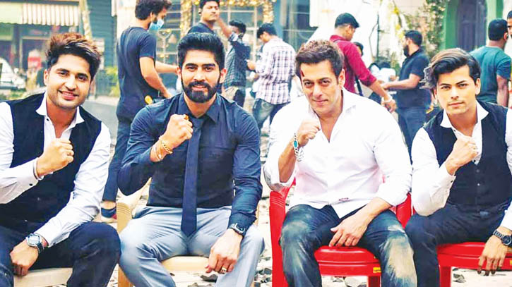 Olympic Medalist Vijender Singh on shooting for ’Kisi Ka Bhai Kisi Ki Jaan’ with Salman Khan