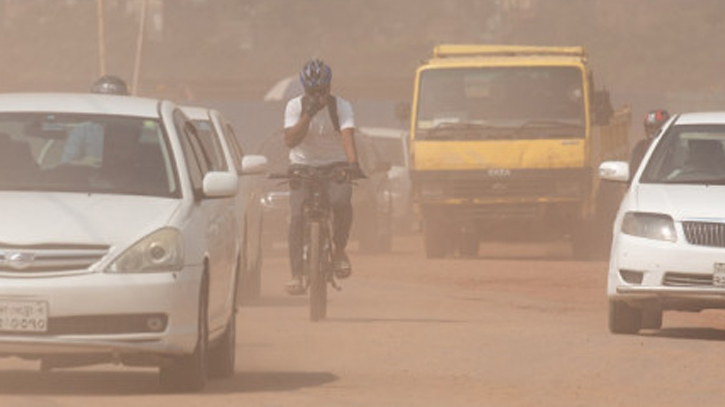 Dust-free Dhaka city