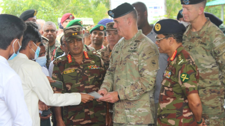 Army chiefs of 24 countries visit Rohingya camp in Cox’s Bazar