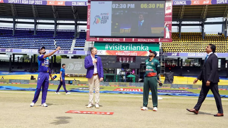 Bangladesh bowl first vs Sri Lanka with one change