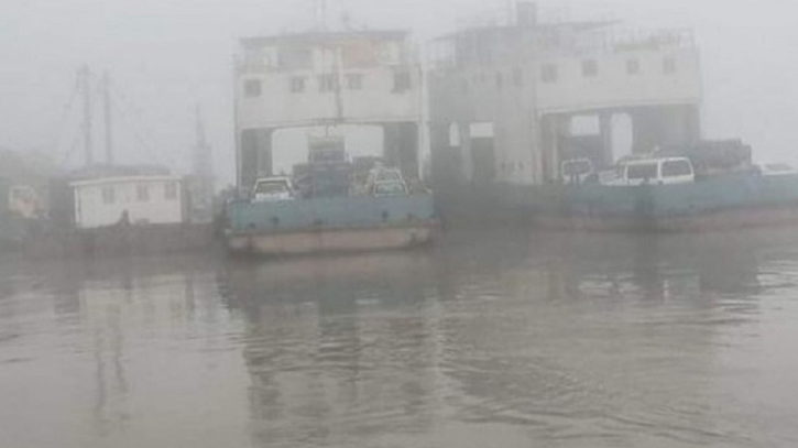 Fog halts Daulatdia-Paturia ferry services