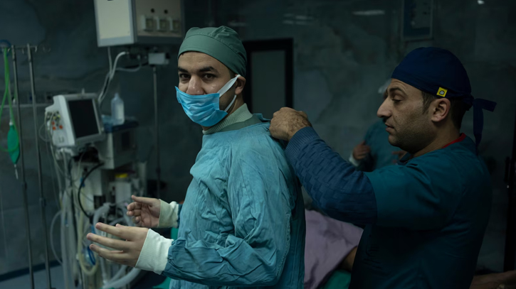 100 days of war : Gaza doctor pushes through horror