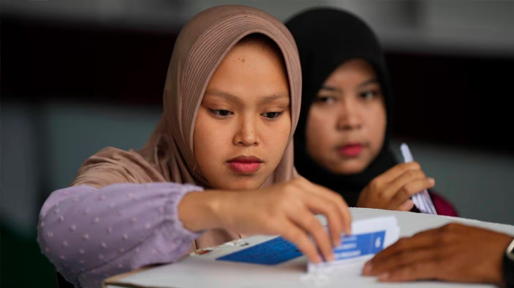 Voting begins in Indonesia to elect new President