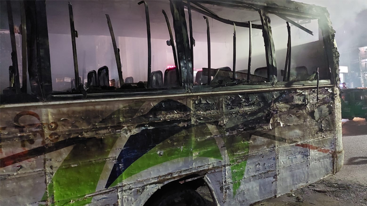 Case filed against 85 BNP leaders, activists over bus burnt in Khulna