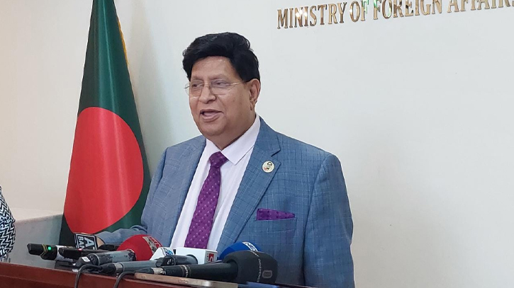 US visa policy should be applied on BNP leaders : Momen