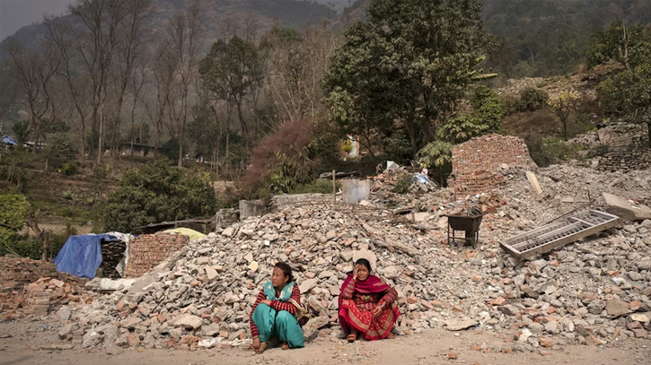 128 dead, 100 injured in Nepal quake