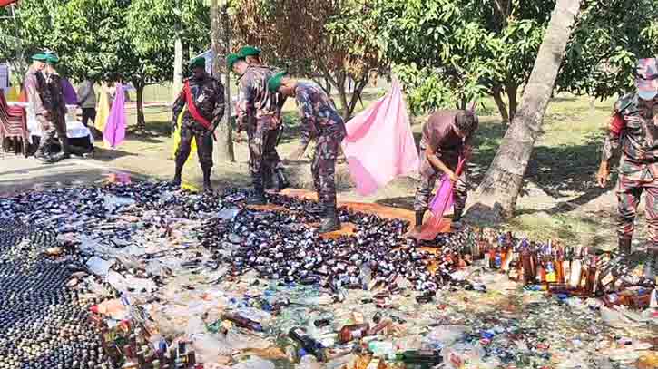 সাতক্ষীরায় দেড়শত কোটি টাকার মাদক বিনষ্ট করল বিজিবি