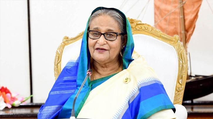 বিটিভি ভবন পরিদর্শন করলেন প্রধানমন্ত্রী