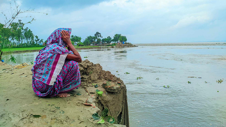 ভাঙনে নিঃস্ব চরবাসীদের যাযাবর জীবনে নেই স্থায়ী ঠিকানা 