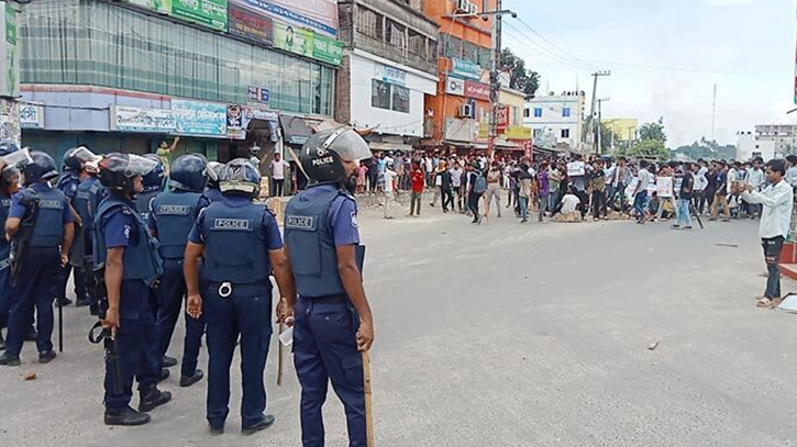 নাটোরে কোটাবিরোধী আন্দোলনে আট মামলায় গ্রেপ্তার ৮৩ জন