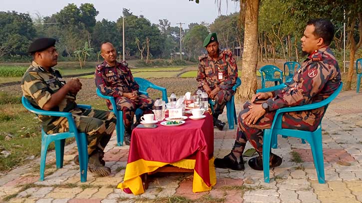 চুয়াডাঙ্গা সীমান্তে  বিজিবি-বিএসএফ ব্যাটালিয়ন কমান্ডার পর্যায়ে বৈঠক অনুষ্ঠিত 