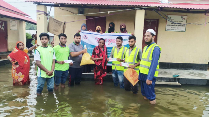 চিলমারীতে একশো পরিবারকে ত্রাণ সহায়তা