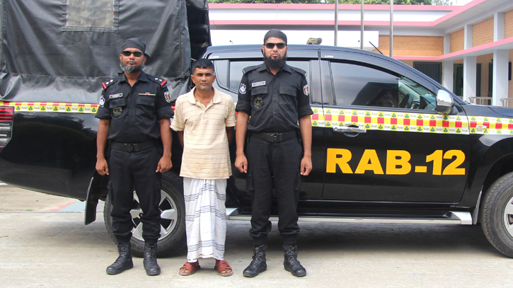 সিরাজগঞ্জে আলোচিত গণধর্ষণ মামলার পলাতক আসামী গ্রেপ্তার