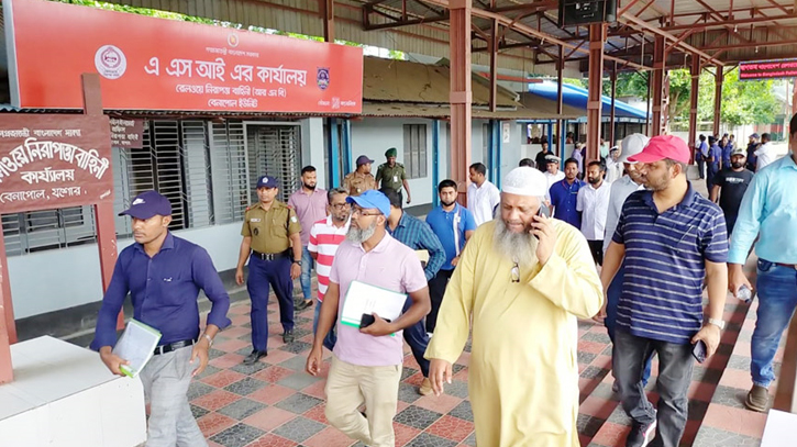 বেনাপোল রেলওয়ে স্টেশন পরিদর্শন করলেন রেলওয়ের মহাব্যবস্থাপক