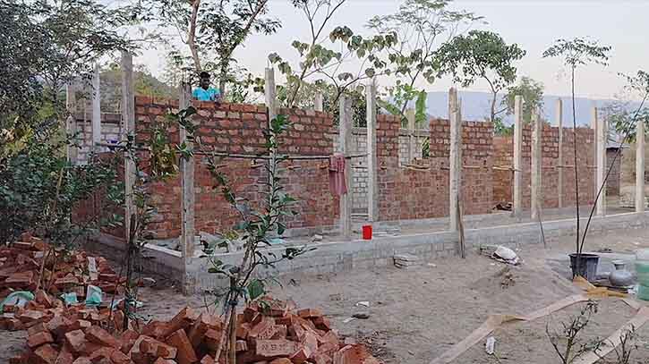 দোয়ারাবাজার সীমান্তে খাস জমি দখলের হিড়িক, গড়ে উঠছে স্থাপনা