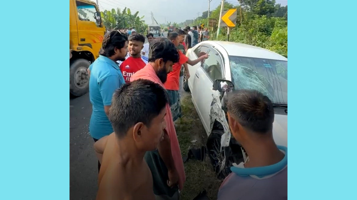 ফরিদপুরে প্রাইভেটকার-মোটরসাইকেল মুখোমুখি সংঘর্ষে নিহত ১