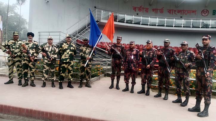 বেনাপোলে বিজিবি-বিএসএফের পতাকা বৈঠক অনুষ্ঠিত