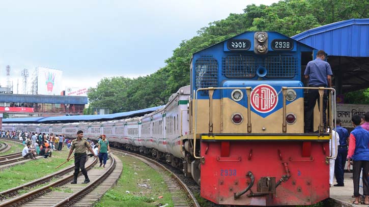 প্রথম ৩০ মিনিটে বিক্রি প্রায় ২৬ হাজার টিকিট, হিট ৯৮ লাখ