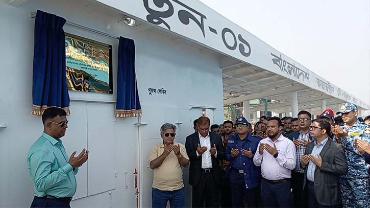 বাংলাদেশকে উন্নতি করতে হলে প্রান্তিক অঞ্চলকে উন্নত করতে হবে: নৌ-পরিবহন উপদেষ্টা