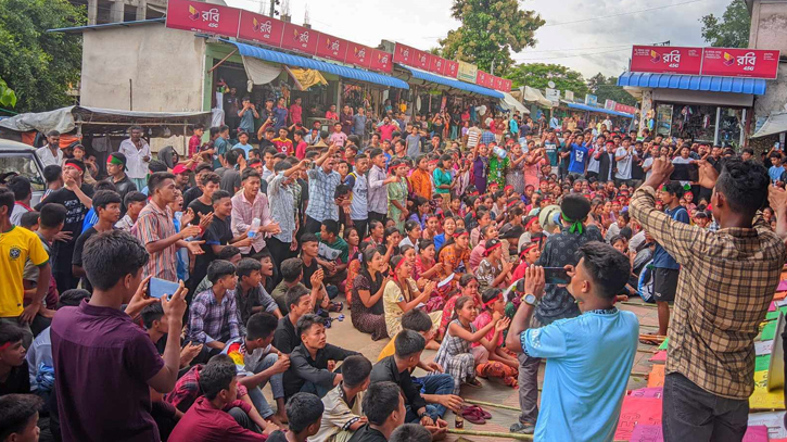 থানচিতে ৯ দফা দাবিতে আদিবাসী ছাত্র সমাজে বিক্ষোভ সমাবেশ