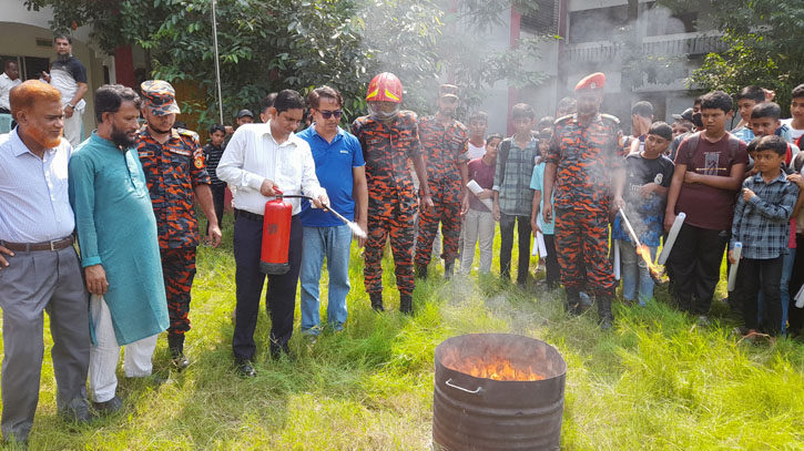 হাটহাজারীতে আন্তর্জাতিক দুর্যোগ প্রশমন দিবস পালিত