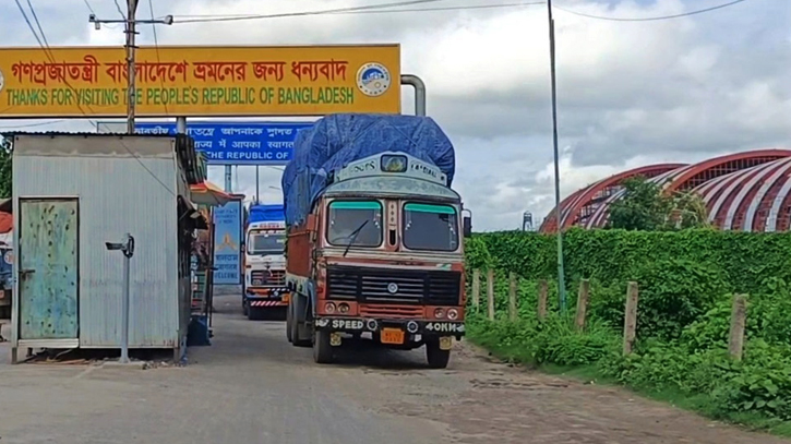 বেনাপোল-পেট্রাপোলে সচল থাকবে আমদানি-রপ্তানি