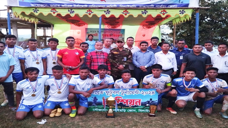 জাগ্রত ফুটবল টূর্ণামেন্টের চ্যাম্পিয়ন ধুপ্যাচর যুব সবুজ সংঘ