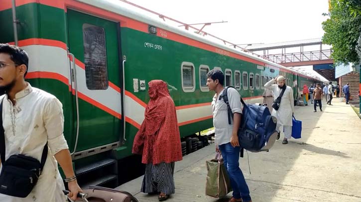 বেনাপোল-ঢাকা, খুলনা-ঢাকা রুটে যুক্ত হচ্ছে নতুন ট্রেন