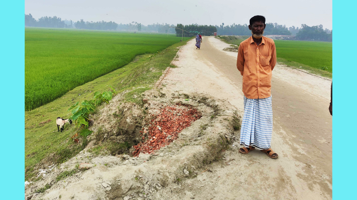 চিলমারীতে রাস্তার কাজে অনিয়মের অভিযোগ